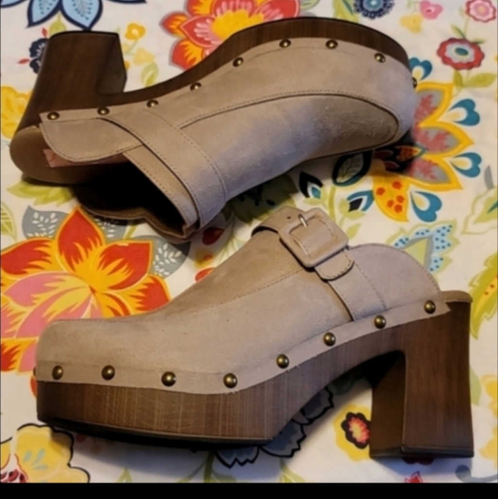 Sugar Clogs